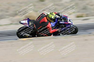 media/Jan-15-2026-Racers Edge (Thu) [[dfebeb70ab]]/2-A Group/Session 3 (Turn 15 Inside Pans)/